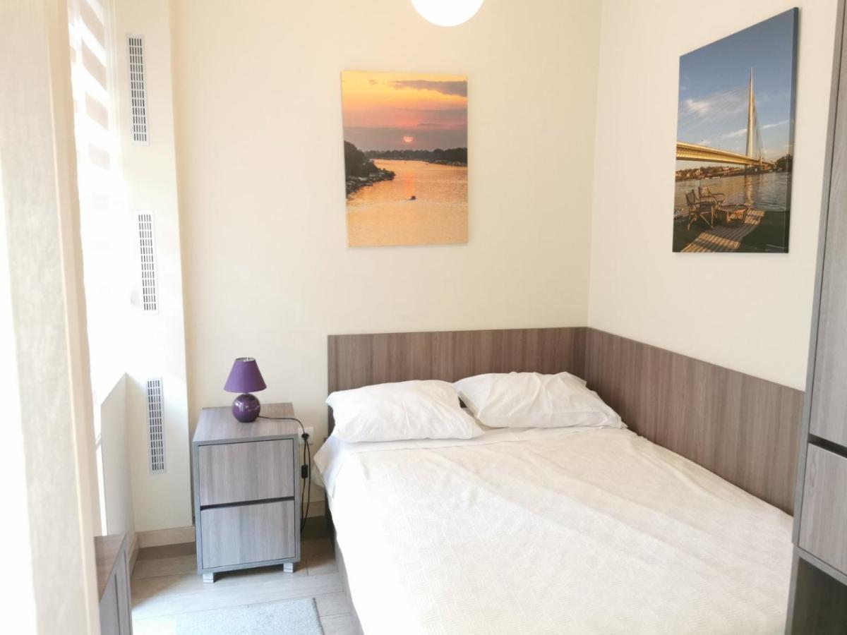1A Moment Apartment ベオグラード エクステリア 写真